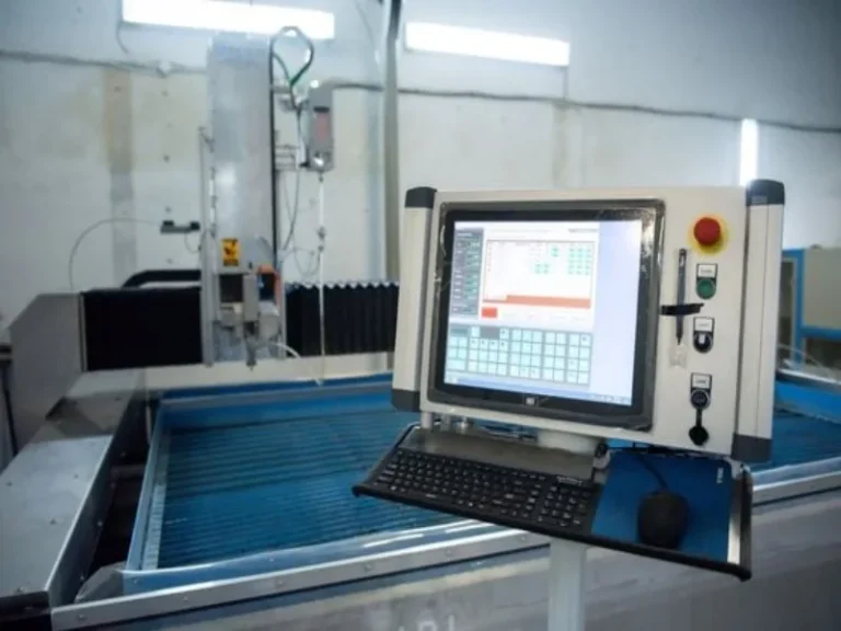 oprogramowanie sterujące waterjet