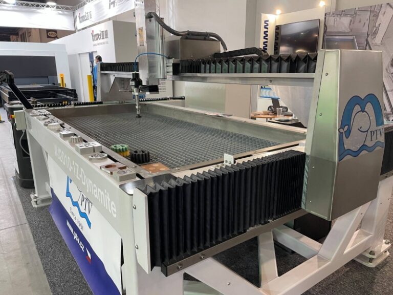 waterjet maszyna do cięcia wodą PTV